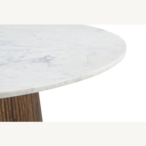 Marmoholz Scanno – Stół do jadalni | Biały Marmur & Brązowy Mango | Ø120 cm